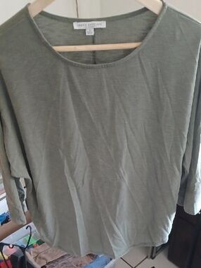 Green Envelope Olive Scoop Neck Long-Sleeve Top